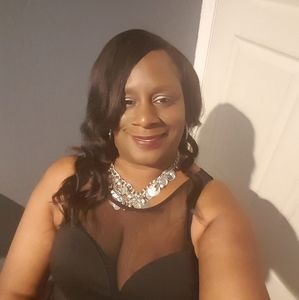 Meet your Posher, Janelle